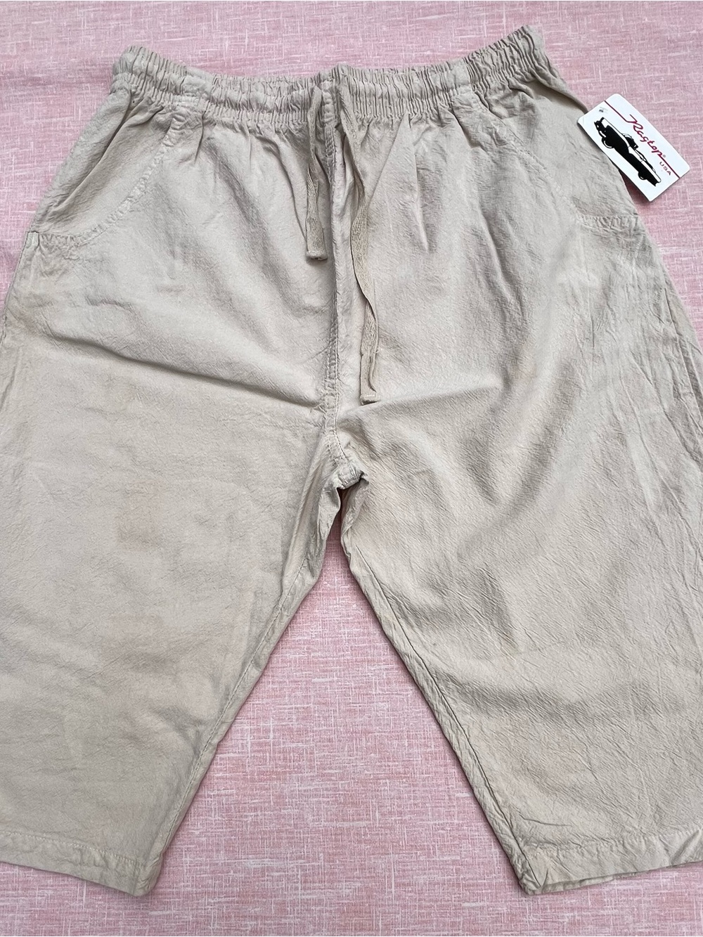 Ragtop Relaxed Drawstring Capris in Light Beige. Size L. NWT.